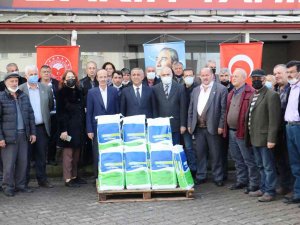 Organik Fındık Üreticilerine Bordo Bulamacı Dağıtımı