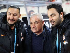 Spor Toto Süper Lig: D.g. Sivasspor: 0 - Galatasaray: 0 (İ̇lk Yarı)