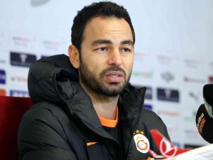 Selçuk İ̇nan: “Muslera’nın Durumu Ciddi”