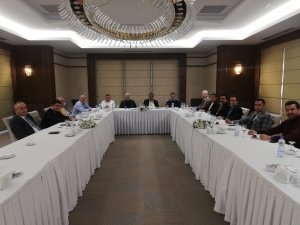 İ̇dareci Ve Bürokratlar Birliği Derneği, 5’inci Olağan Kongresi Sonrası İ̇lk Yönetim Kurulu Toplantısı’nı Gerçekleştirdi