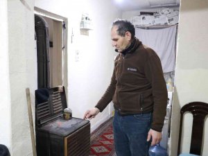 43 Yıldır Fotoğrafını Bile Görmediği Gerçek Babasını Arıyor