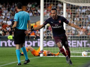 Arsenal’de Aubameyang Kadro Dışı Bırakıldı