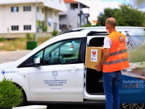 Büyükşehirden İhtiyaç Sahiplerine Ayni Ve Nakdi Yardım