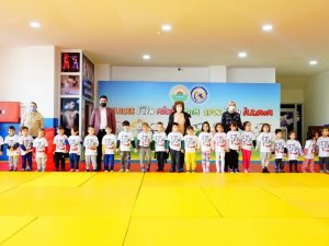 ’Gelecek İ̇çin Minik Adım, Spor İ̇çin İ̇lkadım’: Hedef 10 Bin Öğrenci