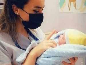 Korona Virüs Anne Sütüne Bulaşmaz