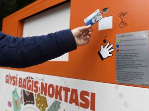 Muratpaşa’da Kullanılmayan Kıyafetler, Öğrencilere Burs Oluyor