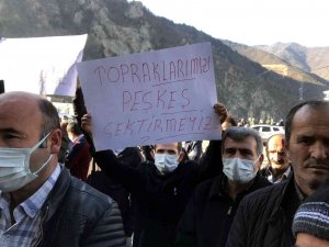 Gümüşhaneliler Köylerine Ait Arazilerin Trabzon’a Bağlanmasına Tepki Gösterdiler