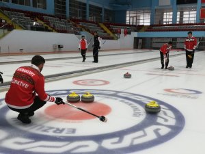 Curling Milli Takımı Erzurum’da Kampa Girdi