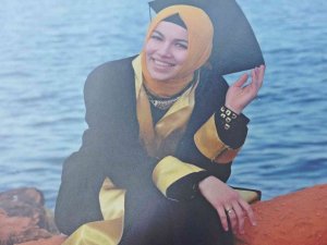 Kazada Eşi İle Birlikte Ölen Edanur Öğretmen İçin Görev Yaptığı Okul Önünde Tören