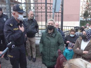 İ̇lkokulda Öğrencilere ‘Taciz’ İddiası: Öğretmen Açığa Alındı