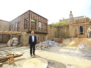 Tarihi Konağın Isı Dağıtım Kanaları Ortaya Çıkarıldı