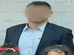 İ̇lkokulda Öğrencilere Tacizde Bulunduğu İddia Edilen Öğretmen Tutuklandı