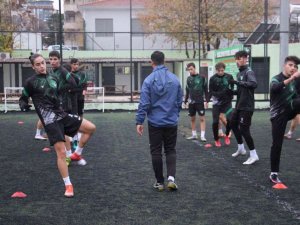Horozun Gençleri Çıkışı Sürdürmek İstiyor