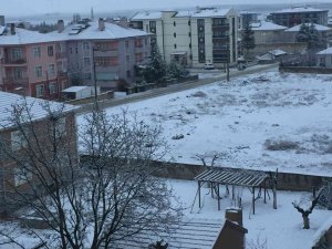 Kulu’da Mevsimin İlk Karı Yağdı