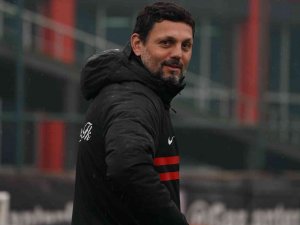 Erol Bulut: "Fenerbahçe Maçında Hak Ettiğimiz 3 Puanı Aldık"