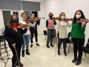 Kasmek’te Keman Kursları Başladı