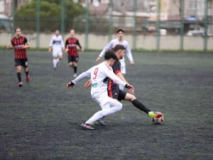 Gemlik Belediyespor Lige Galibiyetle Başladı