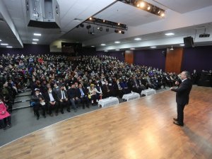 Sıtkı Aslanhan’dan "Pandemi Sonrası Aile İ̇çi İ̇letişim" Konferansı