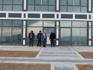 Van Gölü Manzaralı Seyir Terası Çalışmalarında Sona Gelindi
