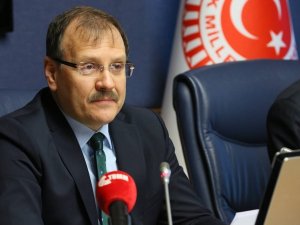 Çavuşoğlu’ndan Hanau Soruşturmasına Tepki