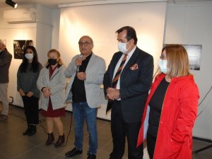 Dr. Ülkü Ve Sağlık Çalışanlarına Saygı Ekinliği