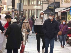 Kış Şartlarında Kapalı Alanlarda Kalmak Covid-19 Riskini Arttırıyor