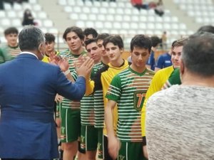 İ̇stanbul’un Hentbol Şampiyonu İ̇tü Eta Vakfı Doğa Koleji