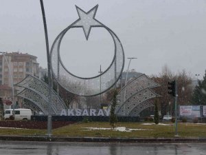 Aksaray’a Mevsimin İlk Karı Yağdı
