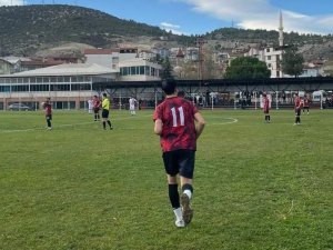 Hakeme Kızan Başkan Takımını Sahadan Çekti