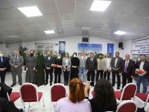 Başarılı Öğrenciler Ödüllendirildi