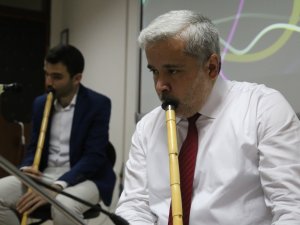 Asü İ̇letişim Fakültesi Uygulama Merkezleri Rektör Şahin’in Ney Dinletisi İle Açıldı