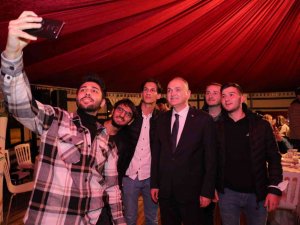 Başkan Özlü’den Gençlere Konser Sözü
