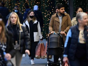 İ̇ngiltere’de Salgının Başından Bu Yan En Yüksek Günlük Vaka Sayısı