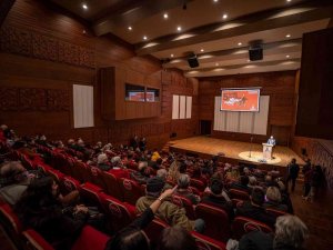 İ̇zmir Uluslararası Mizah Festivali Başladı
