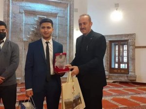 "Genç Hatipler Hutbe Okuma Yarışması" Final Heyecanı Tosya’da Yaşandı