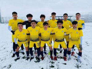 Talasgücü Belediyespor U18 Farklı Kazandı