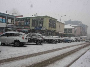 Varto’da Kar Yağışı