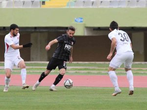 Tff 3. Lig: Bergama Belediyespor: 2 - Nevşehir Belediyespor: 2