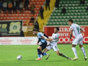 Süper Lig: Alanyaspor: 1 - Adana Demirspor: 2 (İ̇lk Yarı)