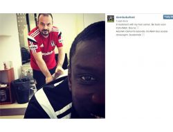 Demba Ba'dan Mesaj Var