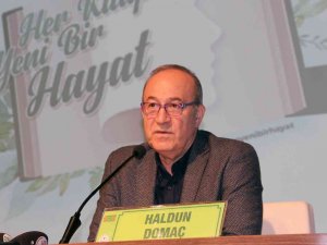 Spor Yorumcusu Haldun Domaç, Kitap Fuarı’nda Okurlarıyla Buluştu