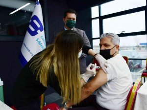 Eskişehir Osb’deki Aşı Çalışmasına Yoğun Talep