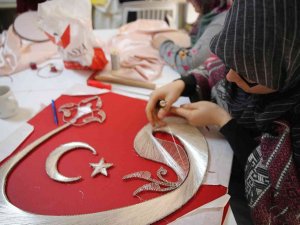 Kadınlar Haliliye Belediyesiyle Meslek Sahibi Oluyor