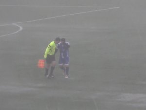 Amatör Lig Maçına Yağmur Ve Fırtına Engeli