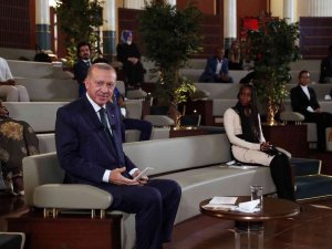 Cumhurbaşkanı Erdoğan’dan Afrikalı Gençlere Çağrı: "Türkiye’yi İkinci Vatanınız Kabul Edin"