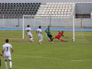 Efeler 09 Sfk, Liderliğini Korudu