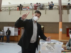 Şili’nin Yeni Devlet Başkanı Gabriel Boric Seçildi