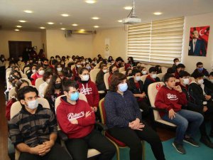 Yüreğir’de "Yerim Seni Yks" Seminerleri Başladı