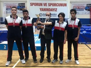 Sanko Okulları Öğrencileri Masa Tenisinde İl İkincisi Oldu