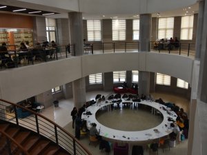 Omü Kütüphanesi’ne İki Sertifikayla Kalite Tescili
